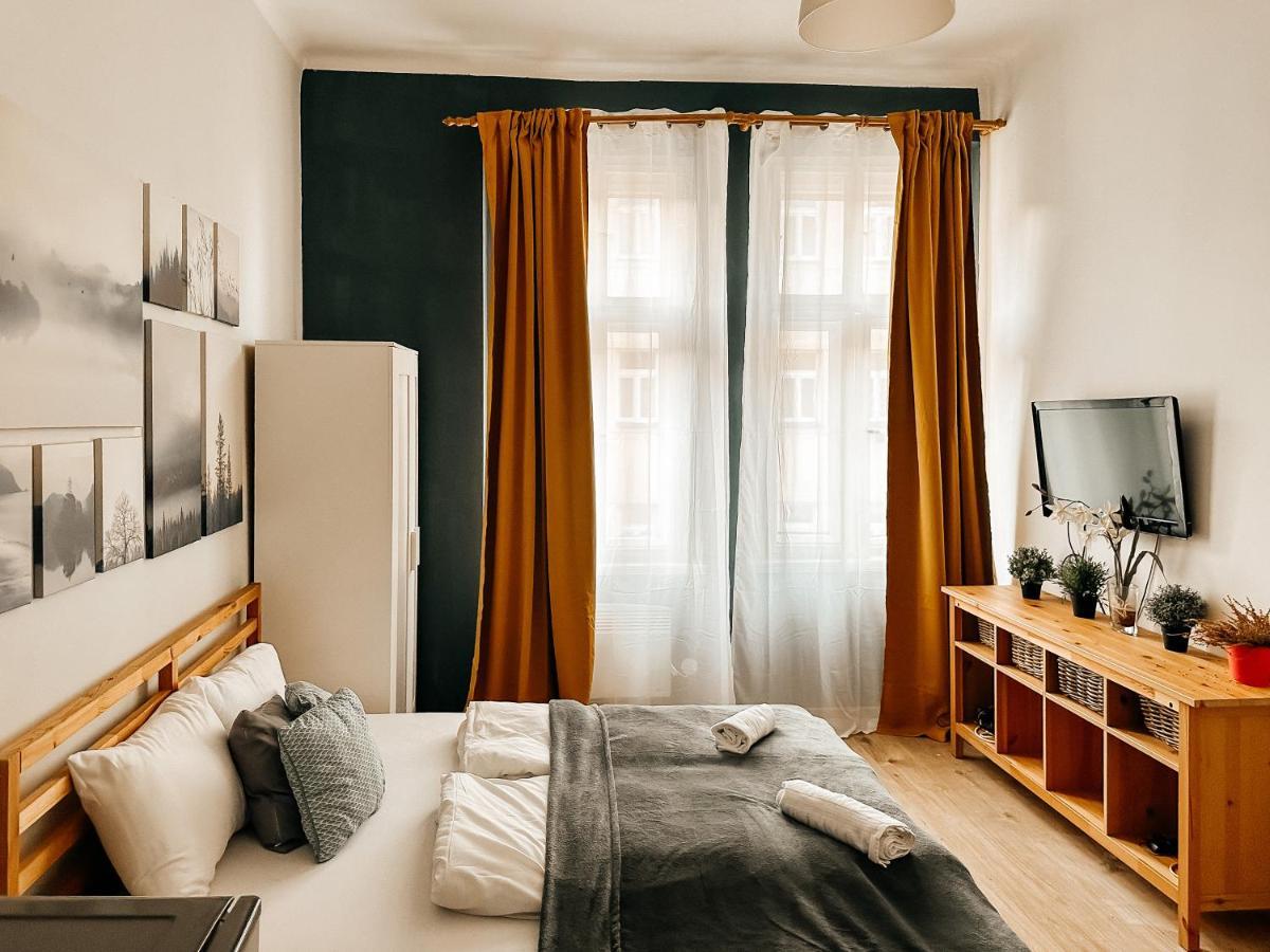 Savor Apartment プラハ エクステリア 写真
