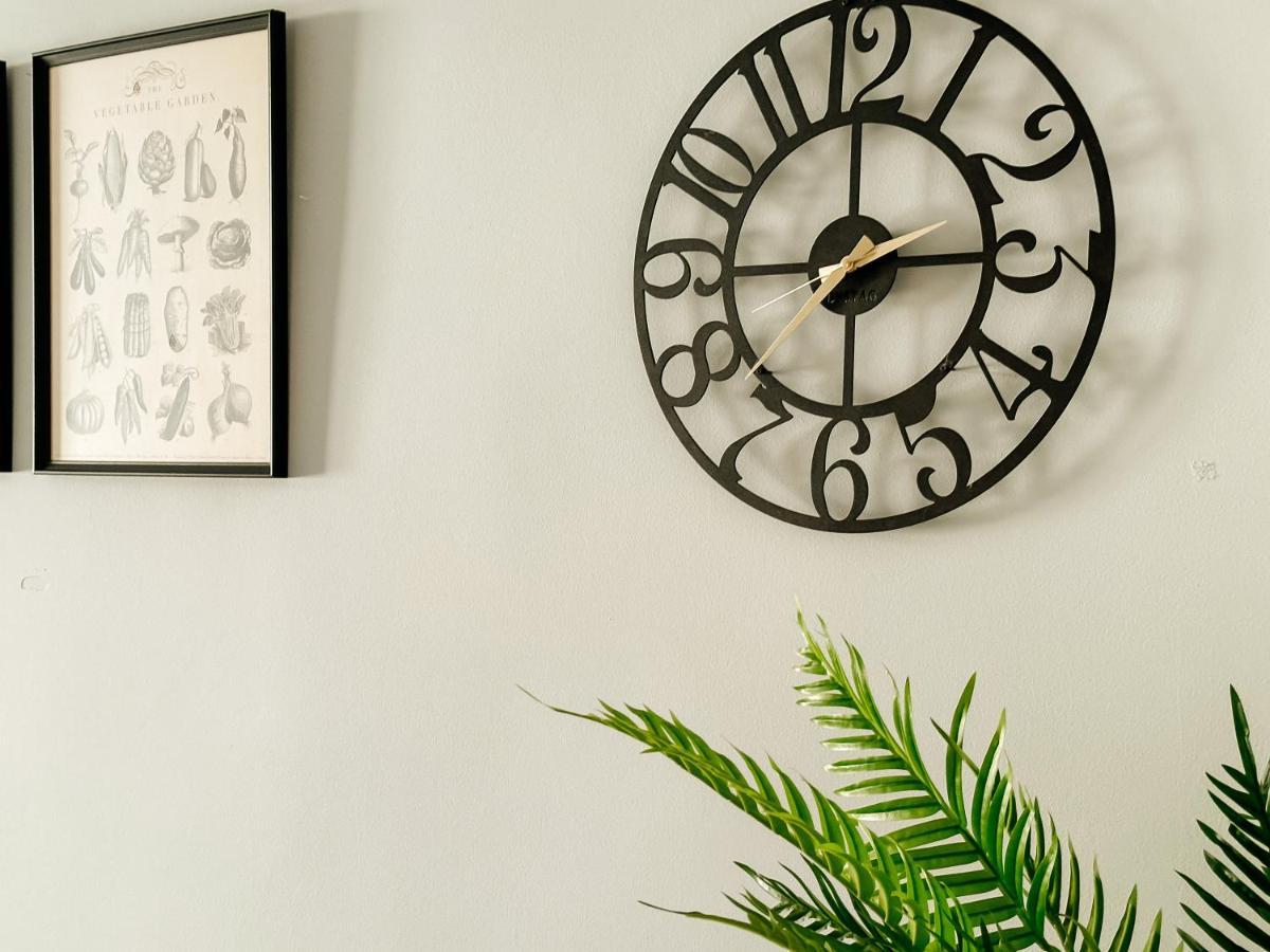 Savor Apartment プラハ エクステリア 写真