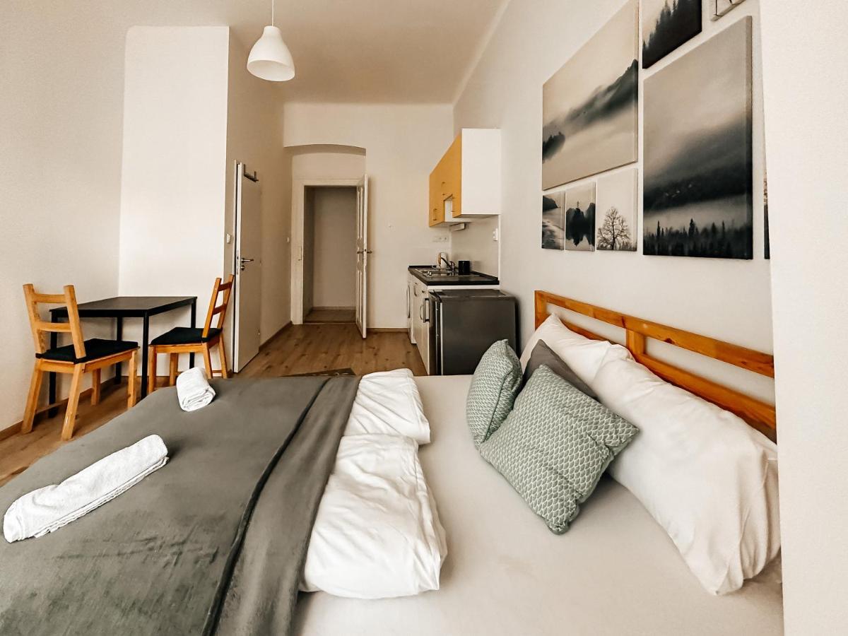 Savor Apartment プラハ エクステリア 写真